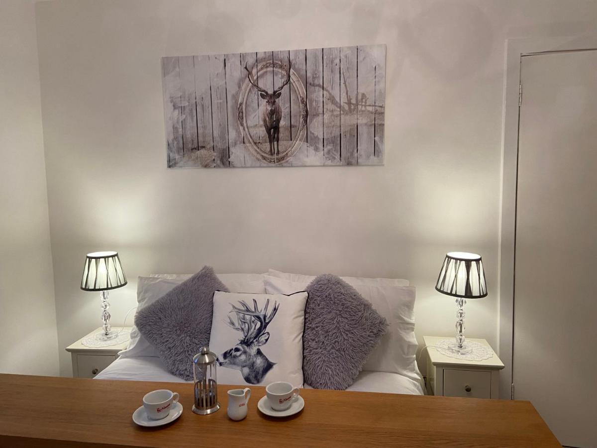 Historic Old Town 2 Bed Ground Floor Apartment Стърлинг Екстериор снимка